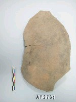 藏品(褐色細砂陶片)的圖片